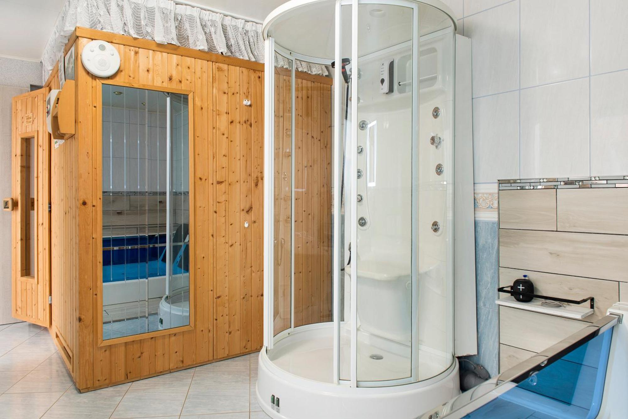 פפולנדורף Spawo Mit Sauna Und Whirpool מראה חיצוני תמונה